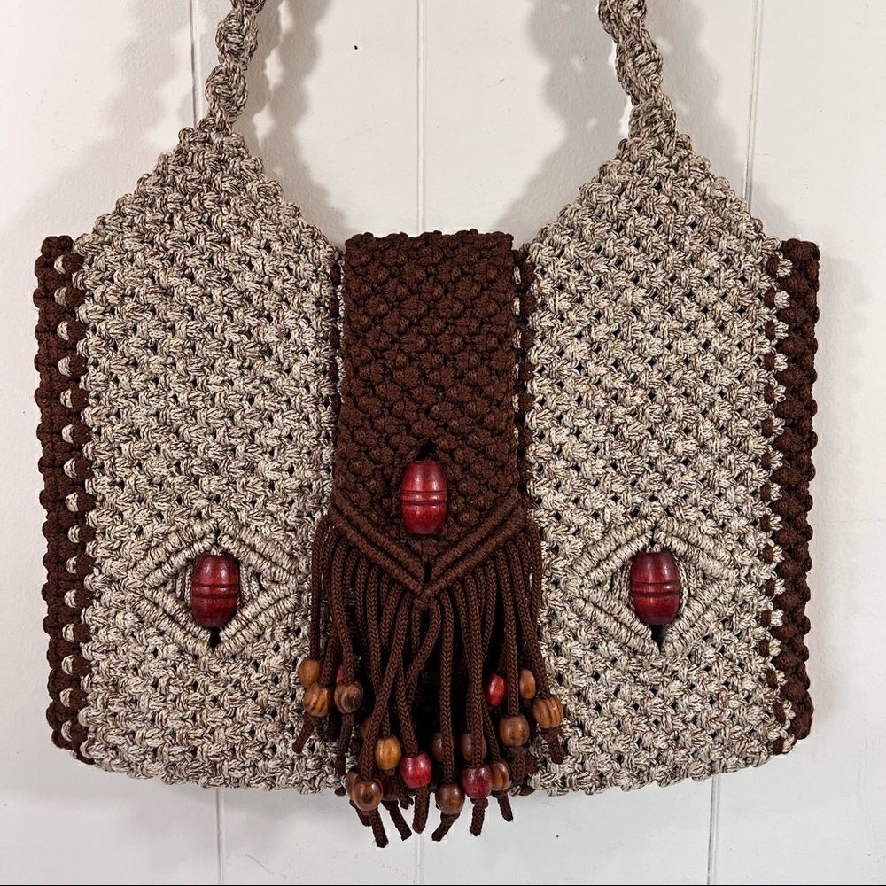 Vintage Handmade Boho Macrame Shoulder Bag Purse Wood Beads Tassels Brown Tan - Picture 1 of 7